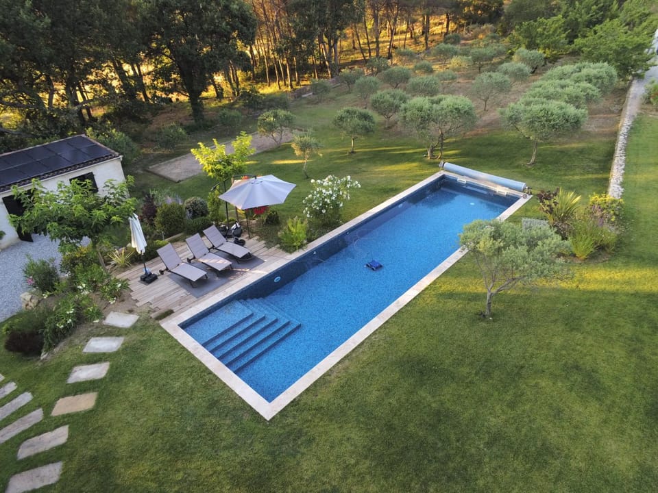 Pool view, Swimming pool