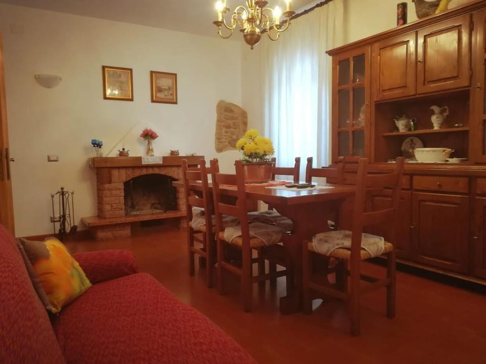 Appartamento Le Colombaie Apartment in Volterra
