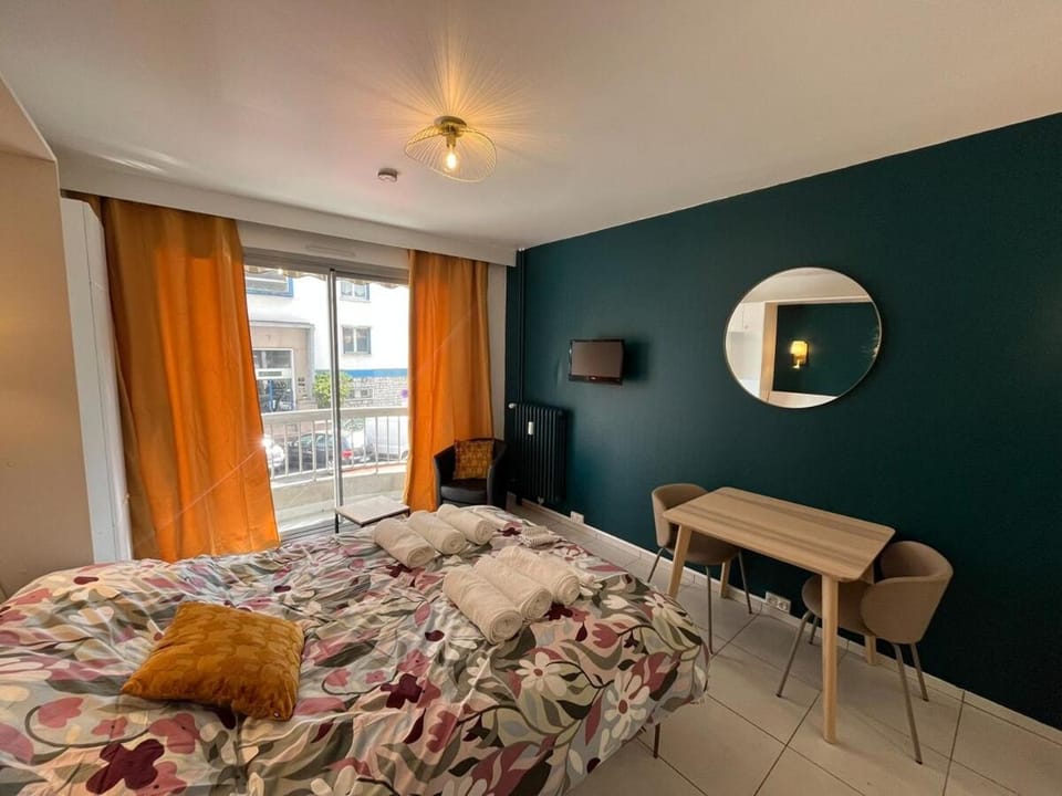 Magnifique appartement renové le Victoria Apartment in Aix-les-Bains