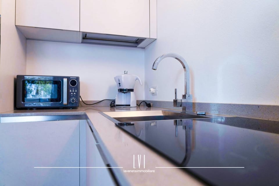 Jesolo Wave - Private Garden & Pool Retreat Apartment in Lido di Jesolo