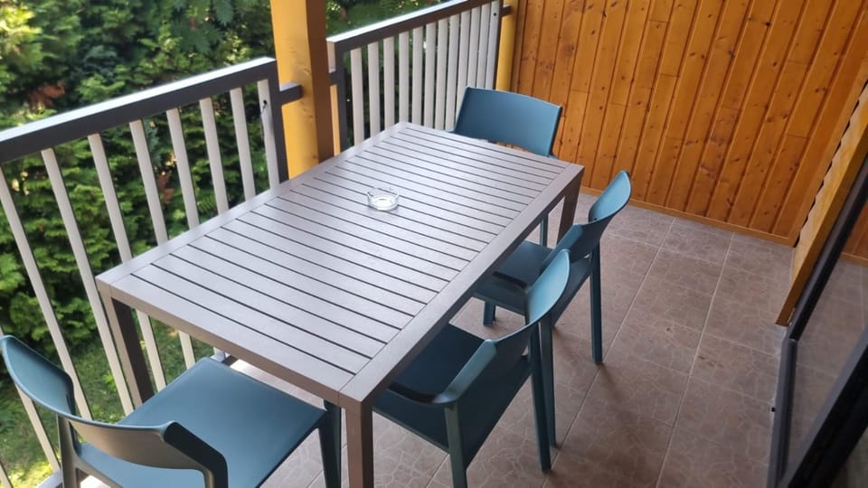 EL PASO chata B1 - B5 v areáli kúpaliska Apartment in Slovakia