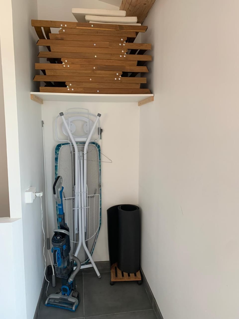 wardrobe