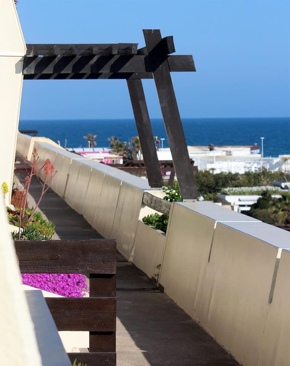 Property building, Facade/entrance, View (from property/room), View (from property/room), Sea view, Sea view