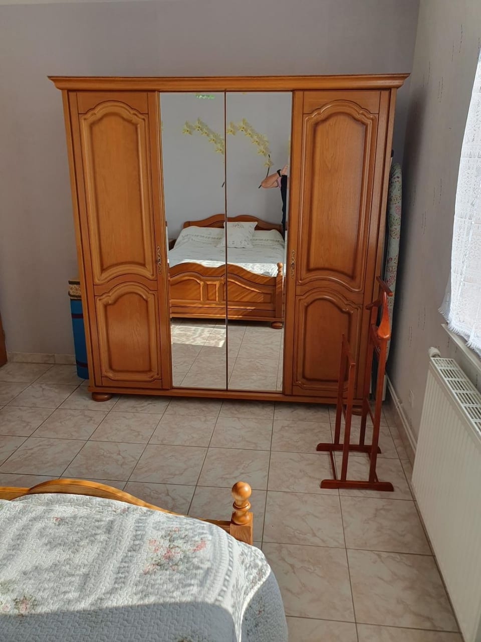 Bedroom, wardrobe