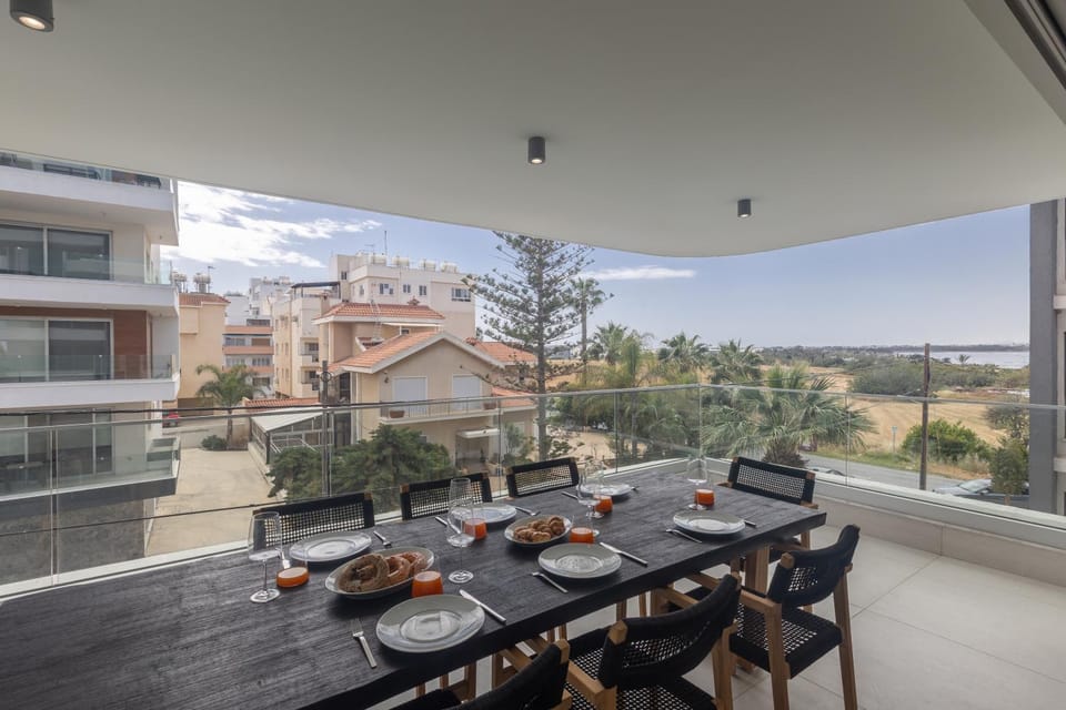 Mackenzy Dream Residence 202 Apartment in Larnaca