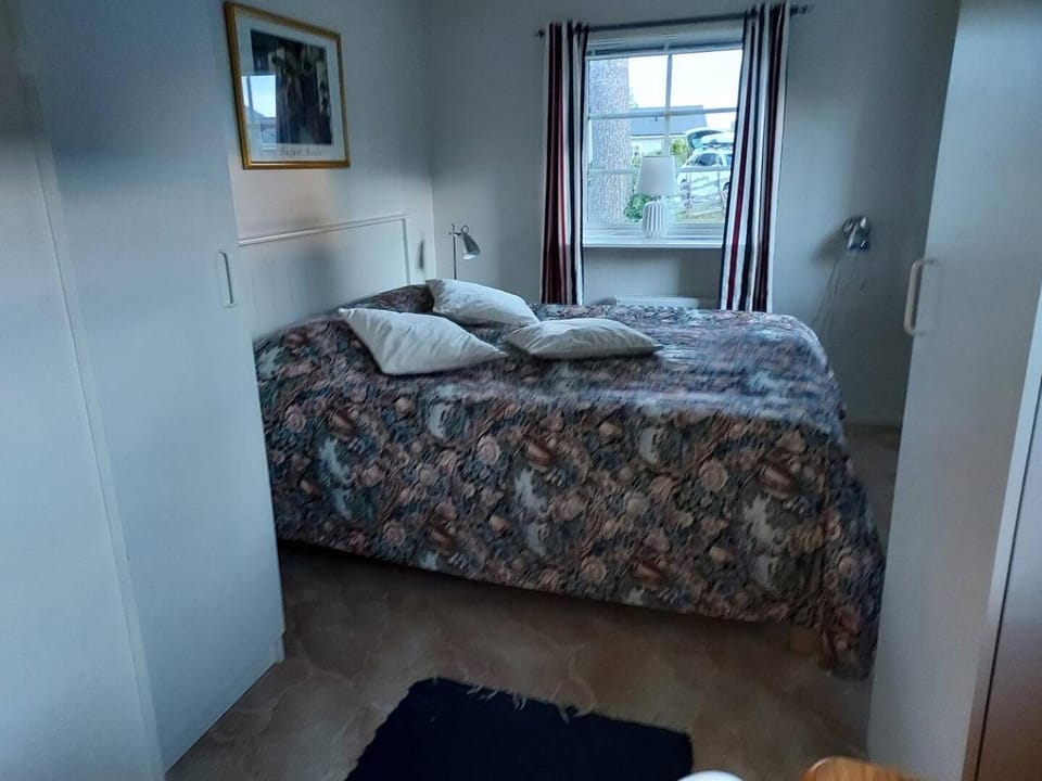 Villa och gårdshus i Visbys lugnaste kvarter Apartment in Visby