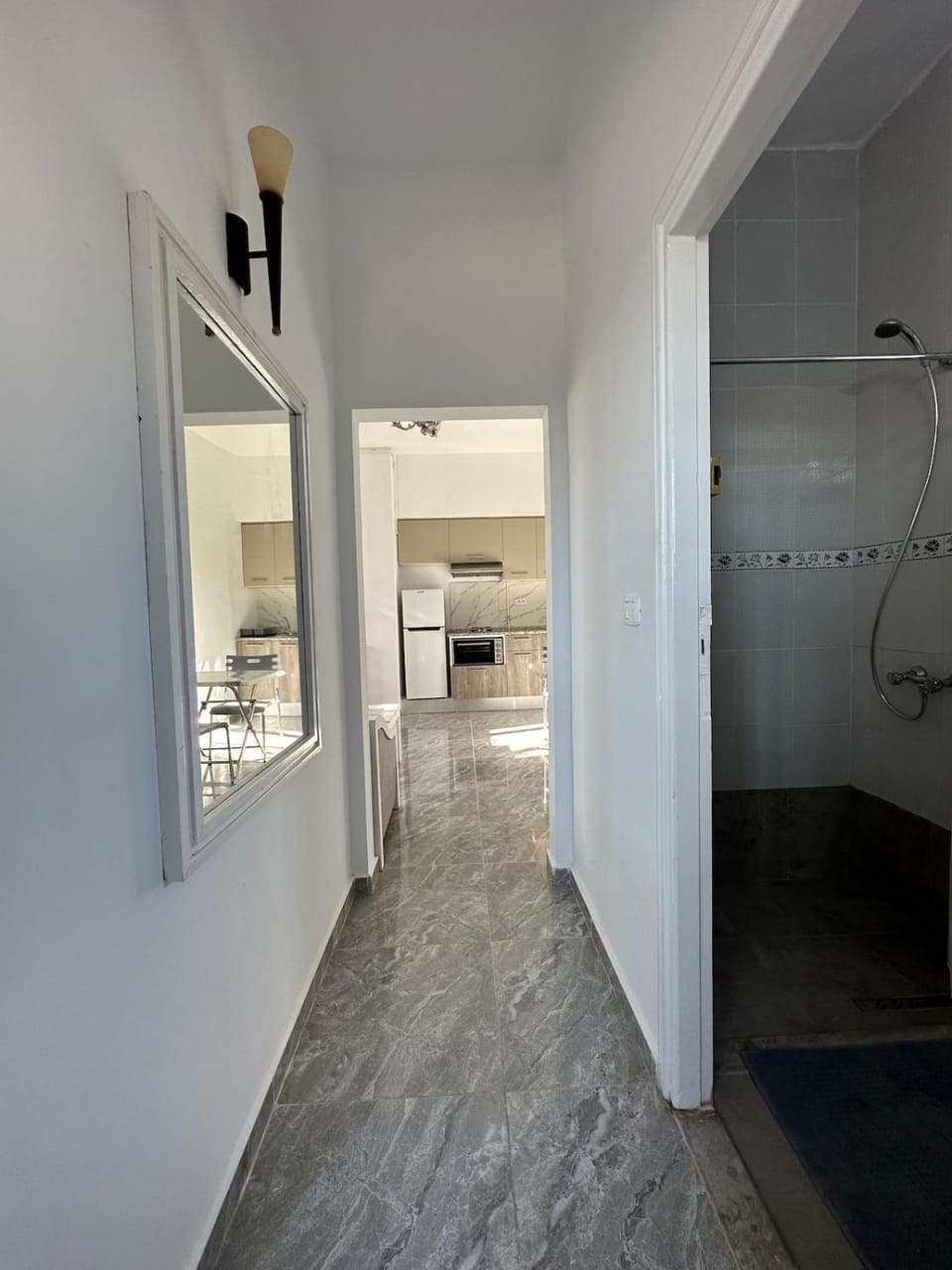 Grand appartement une chambre 3 mins de la plage 3 hammamet nord Apartment in Mrezga