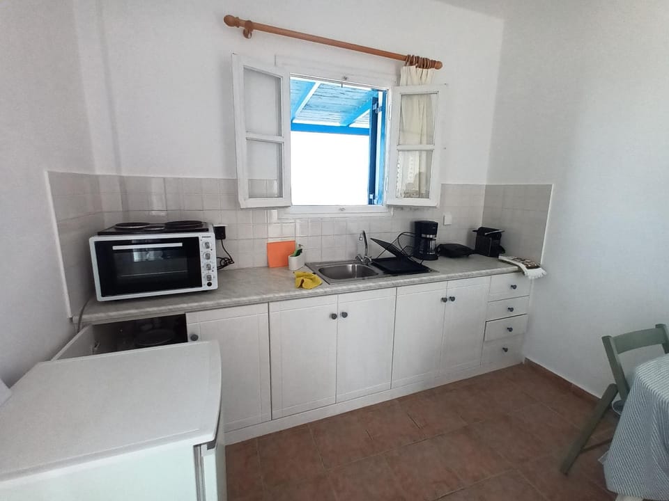 Evdokia 4 Apartment in Koufonisia