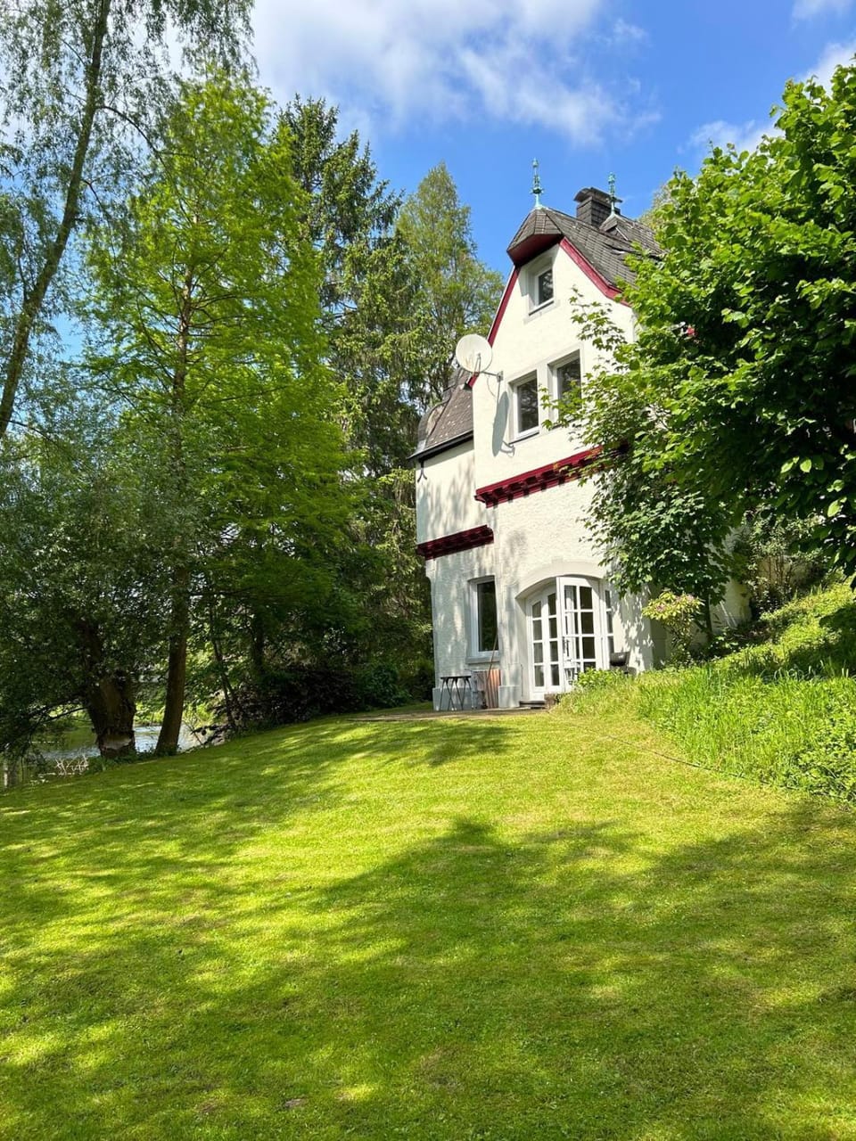 Property building, Garden
