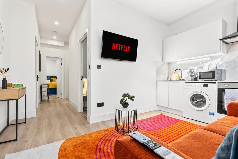 TV and multimedia, Kitchen or kitchenette