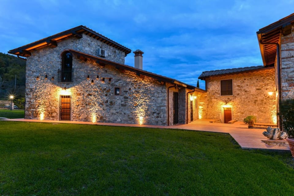 Tenuta Piroddi Farm Stay in Emilia-Romagna