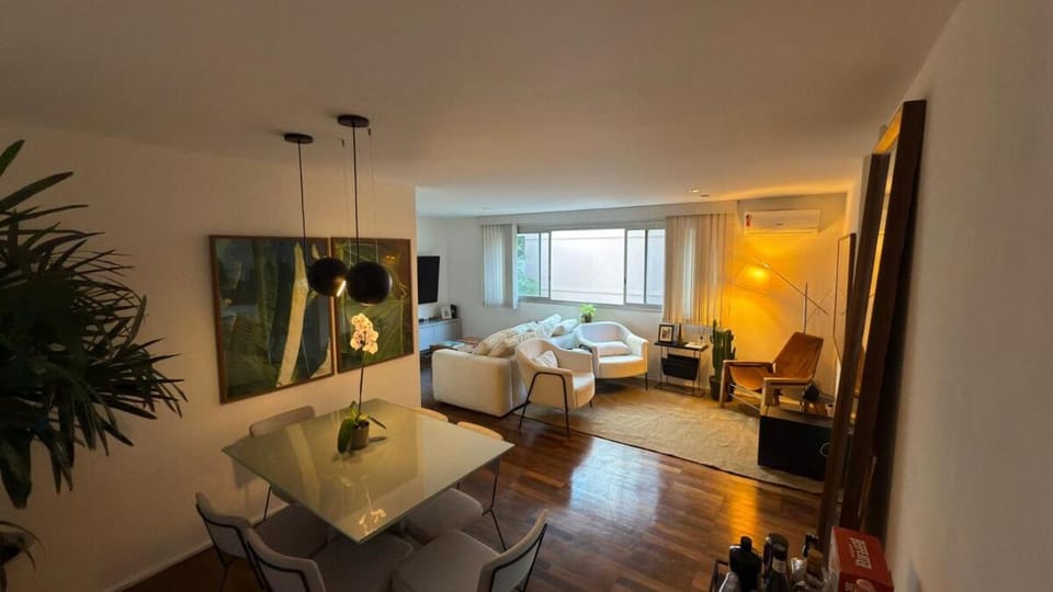Leblon Apartment in Rio de Janeiro