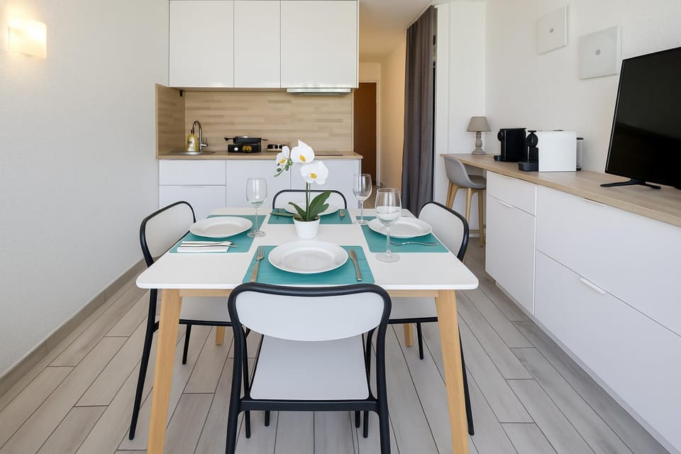 Mas du Tanit - Studio, 4P, Terrasse & Piscine Apartment in Antibes
