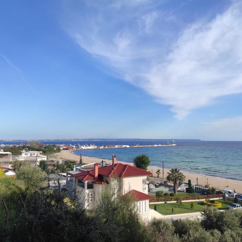 Nearby landmark, Beach