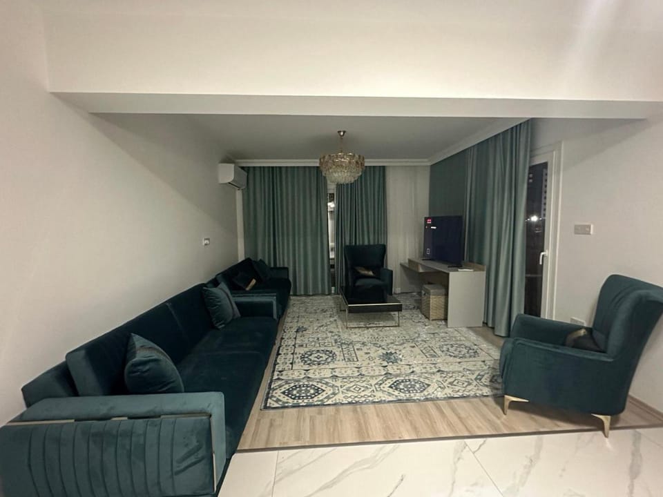 Park Residence Premium Apartment in Larnaca