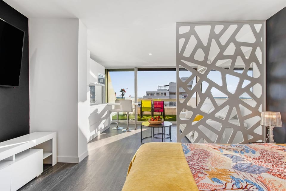 Blue Horizon Heliopolis Sea View Apartment in the Naturist Village Apartment in Agde