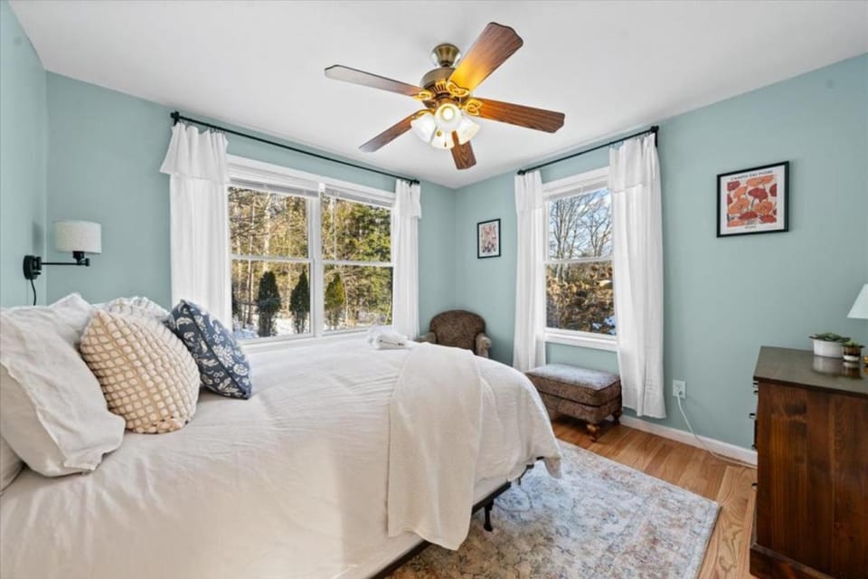 Mountain View Home with Hot Tub Apartment in Conway