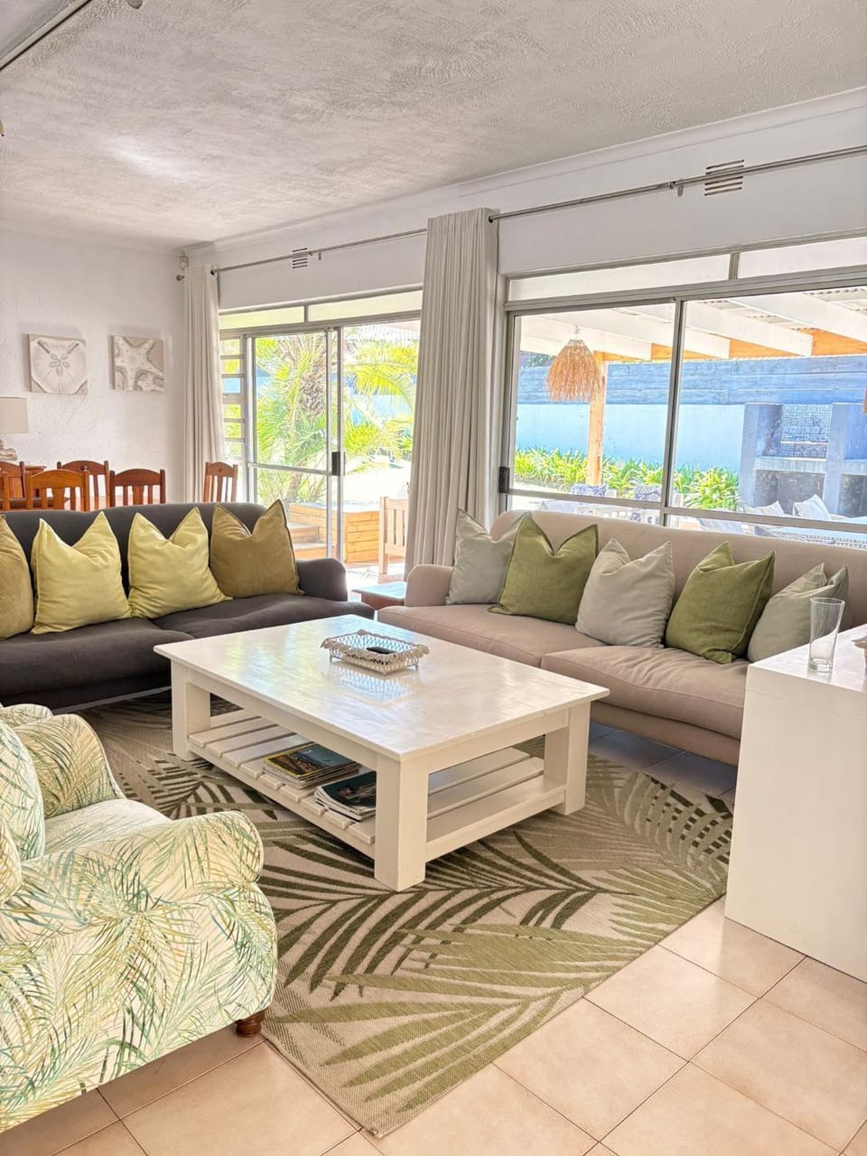 3 bedroomed Awesome family beach house 650m to beach House in Plettenberg Bay
