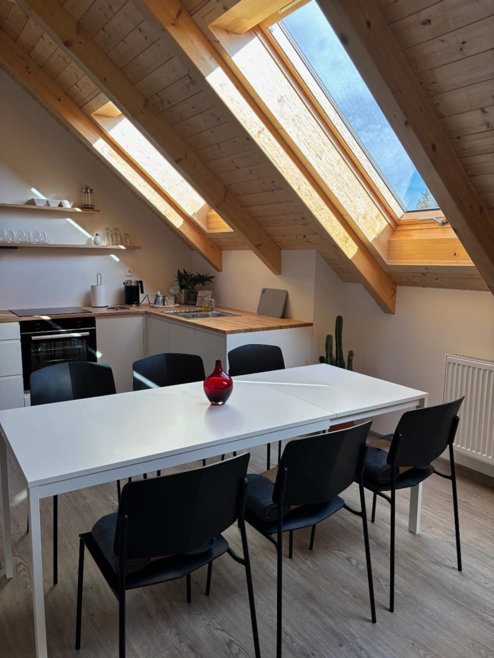 Kitchen or kitchenette, Living room