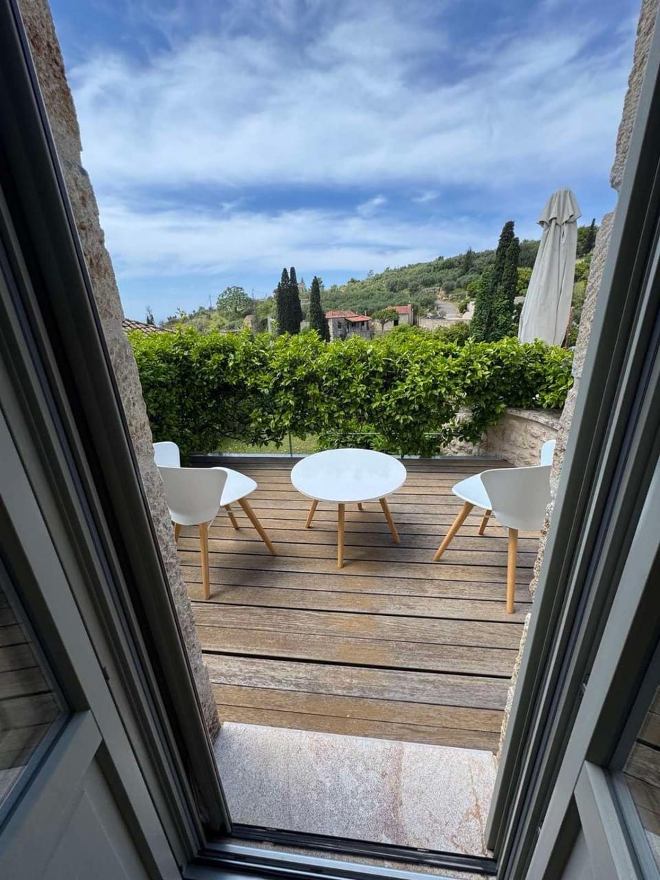 Natural landscape, Garden, Balcony/Terrace, Garden view
