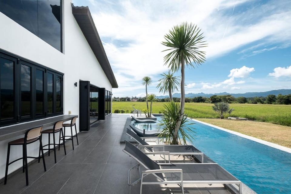 Villa Moo Moo, Pool Villa with Sunset & Paddy Field Views Villa in Kedah