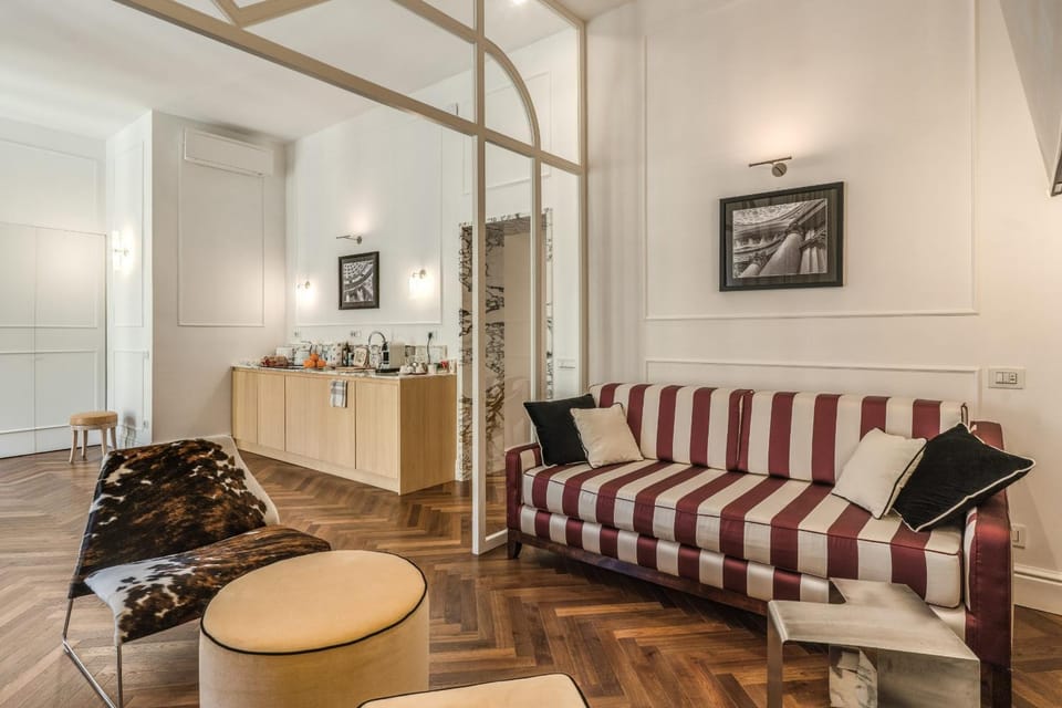 Kitchen or kitchenette, Living room
