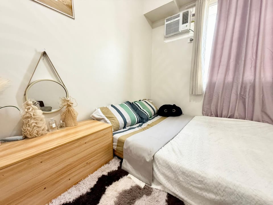 Maiko Happy Studio near US Embassy Apartment hotel in Manila City