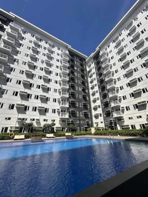 Charm Residences Staycation by Ashti Apartment in Pasig