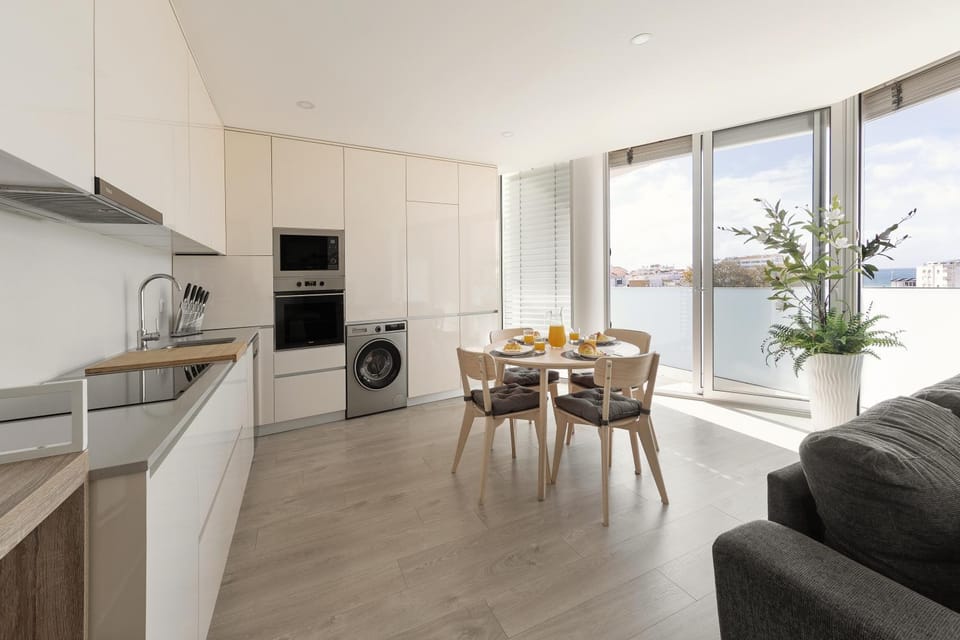 Kitchen or kitchenette, Living room, Seating area, Dining area, stove