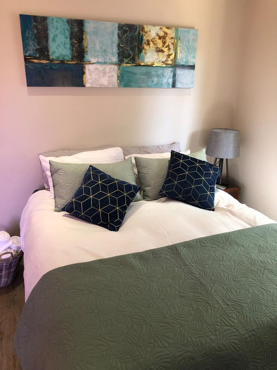 Modern, Comfy Guest Suite with Beautiful Views in Welgemoed Vacation rental in Cape Town