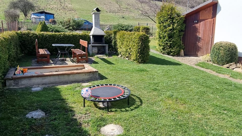 Garden, Seating area