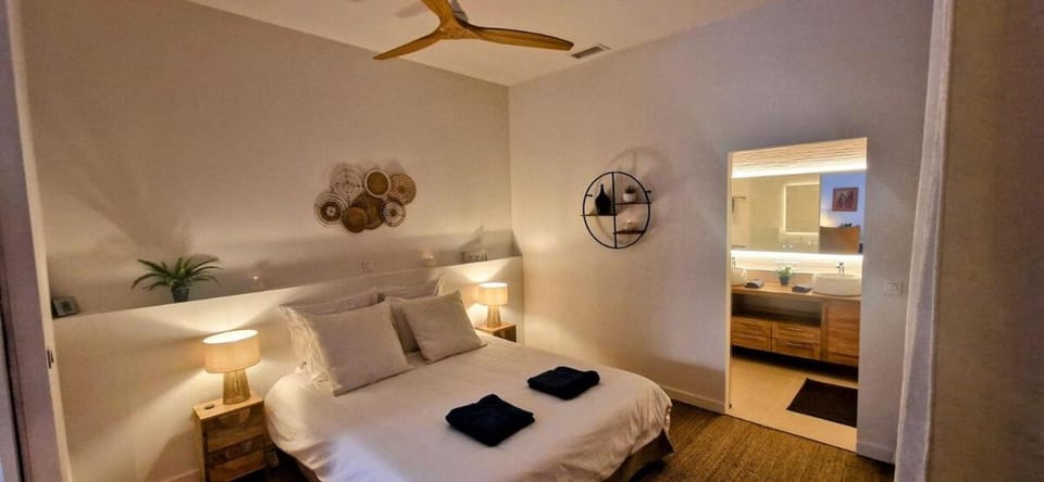 ESPRIT LOFT, Appartement d'Exception, 3 chambres, Jardin au Centre Ville, Climatisation Apartment in Occitanie