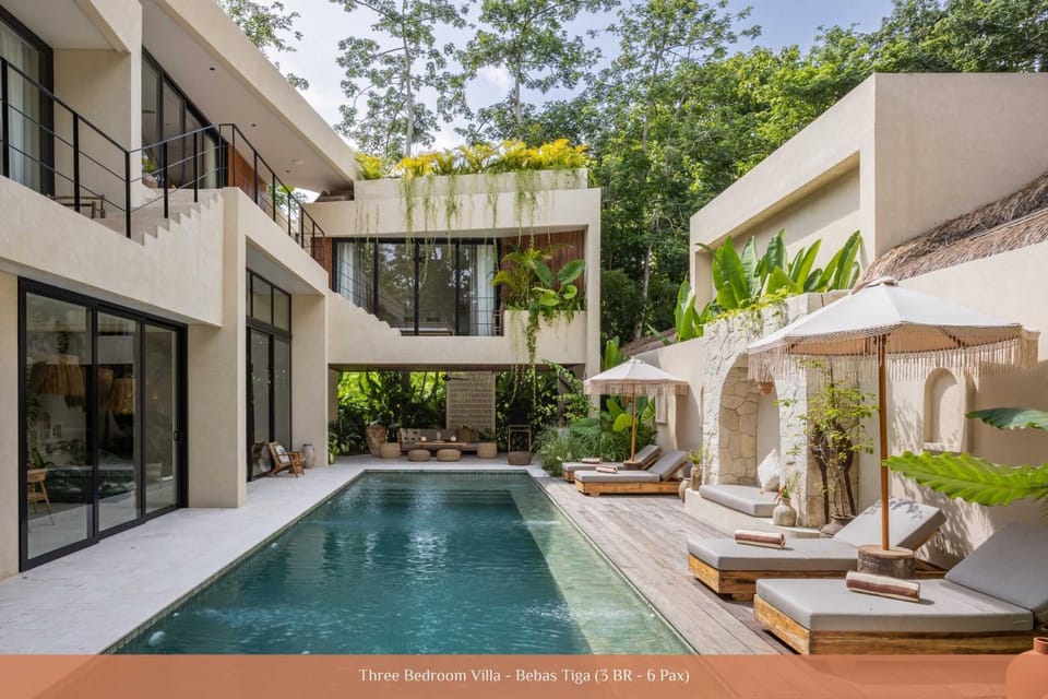 Property building, Garden, Balcony/Terrace, Garden view, Pool view, Swimming pool, sunbed