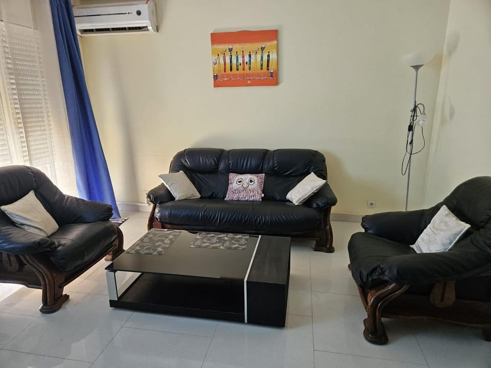 Living room, air conditioner