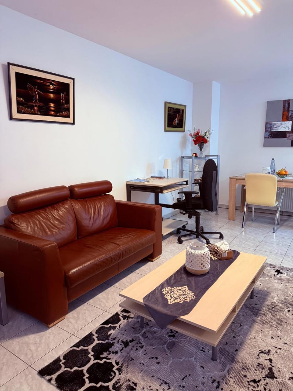 TV and multimedia, Living room, hair dresser