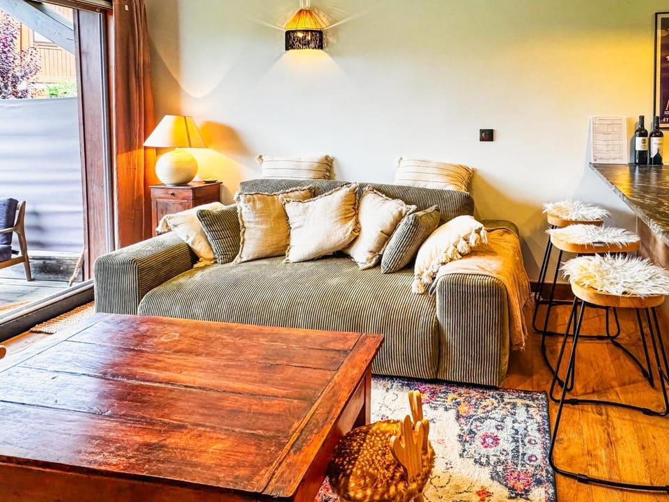 Chalet Sassy Evasion Cocooning Jardin et BOX Apartment in Combloux