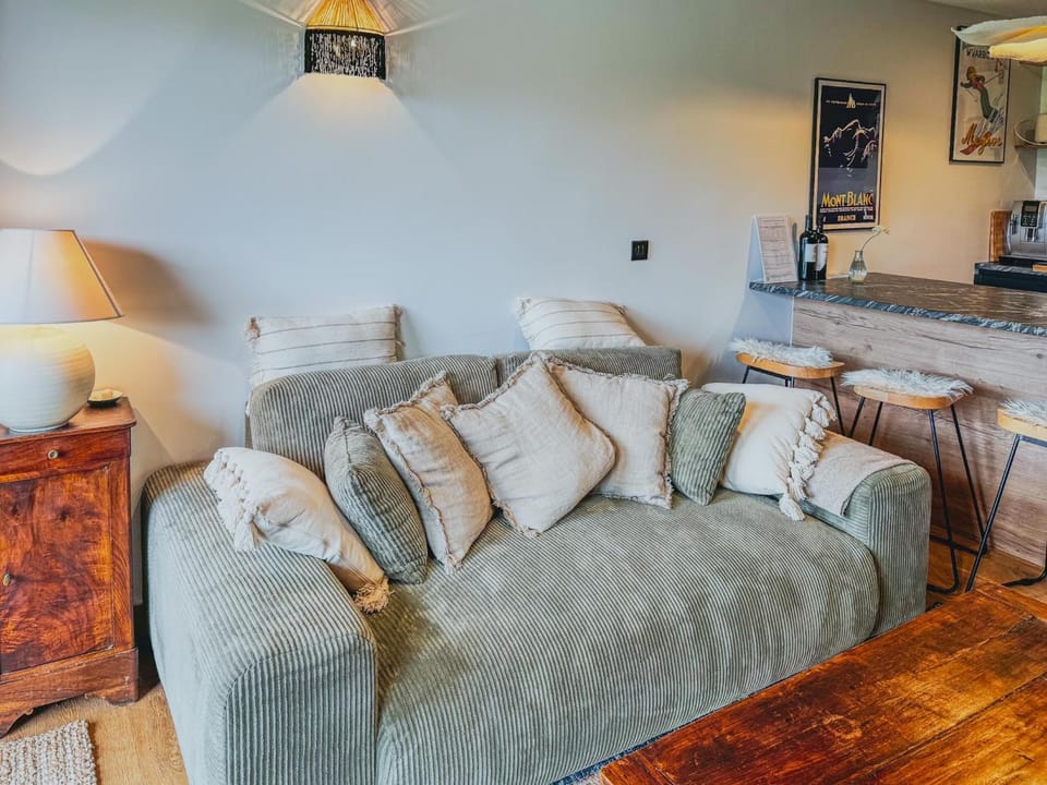 Chalet Sassy Evasion Cocooning Jardin et BOX Apartment in Combloux