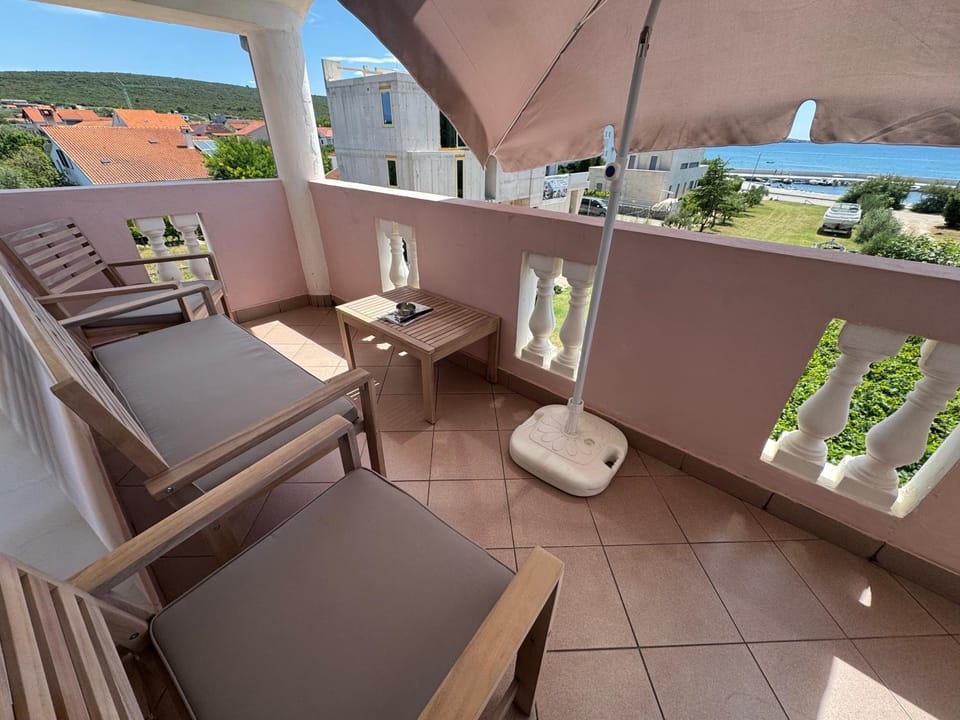 Apartmani Jermen Bed and Breakfast in Šibenik-Knin County, Croatia