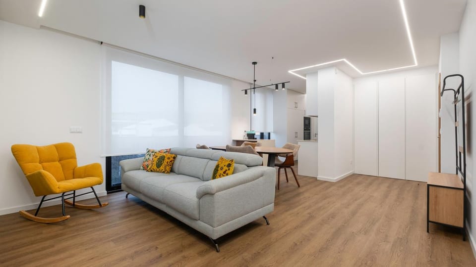 Kitchen or kitchenette, Living room, Seating area
