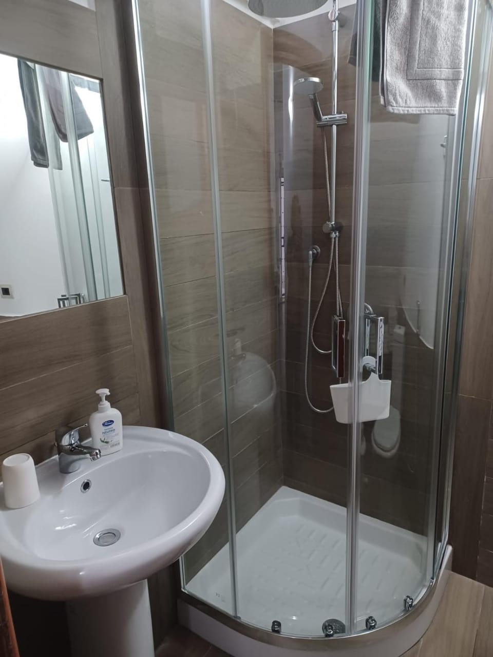 Shower, Bathroom