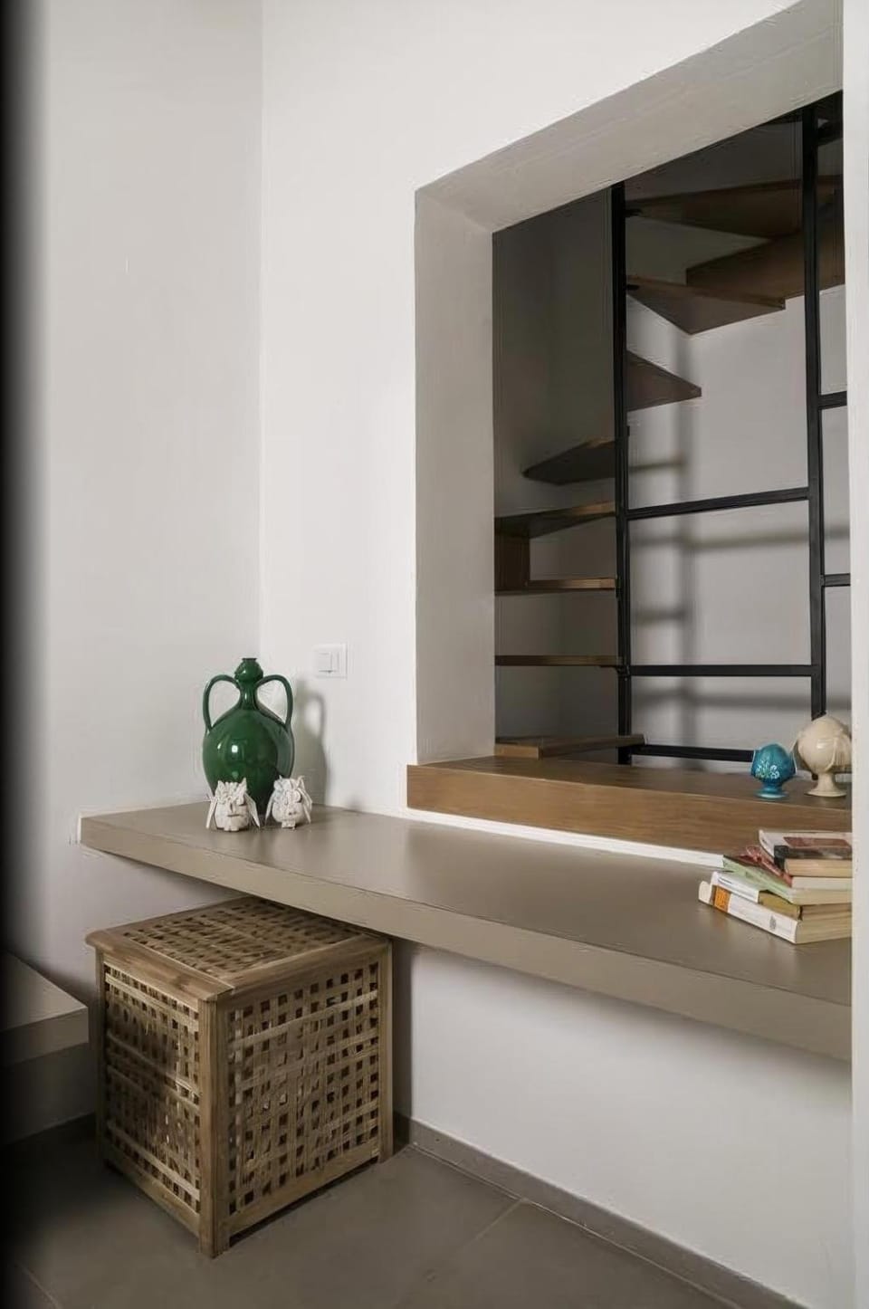 Seating area, Bedroom