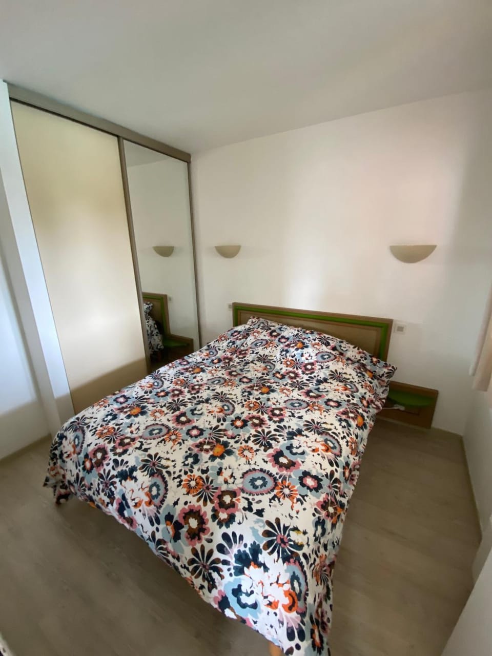 Appartement Vue piscine climatisé wifi Apartment in Saint-Raphael