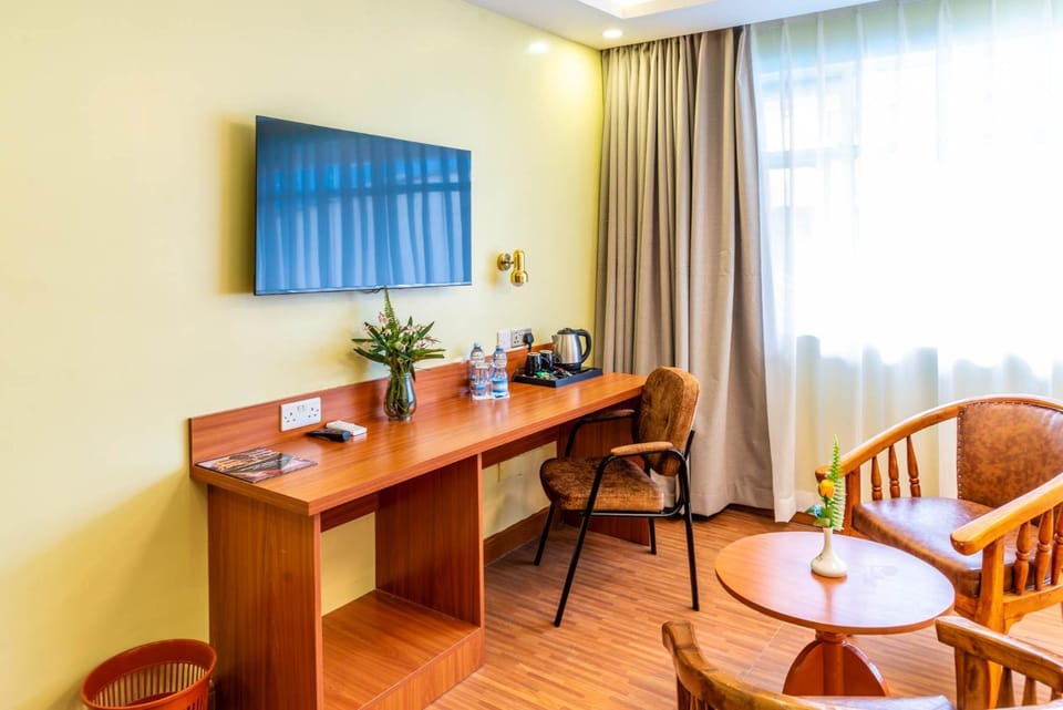 TV and multimedia, Seating area