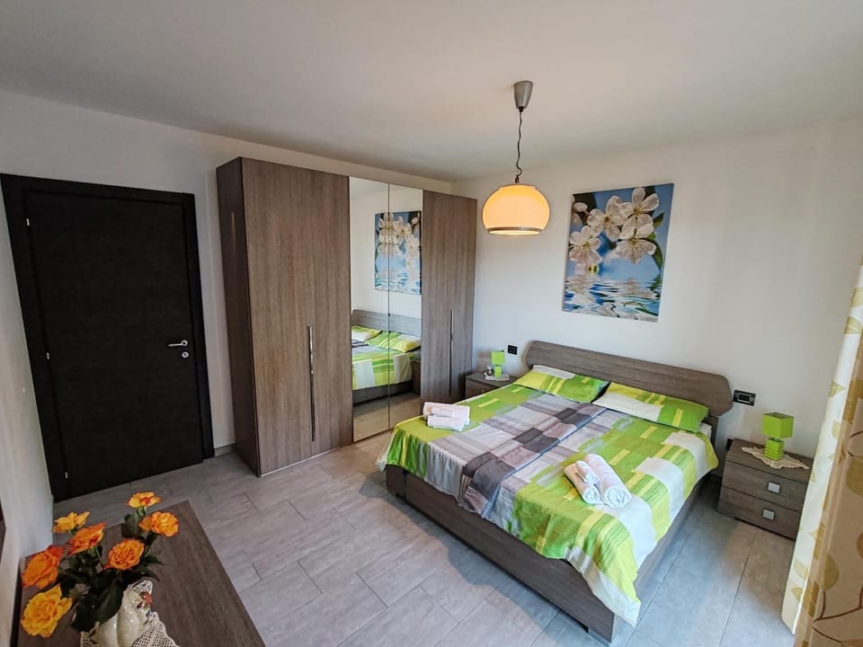 Villa Kira 2 Apartment in Verbania