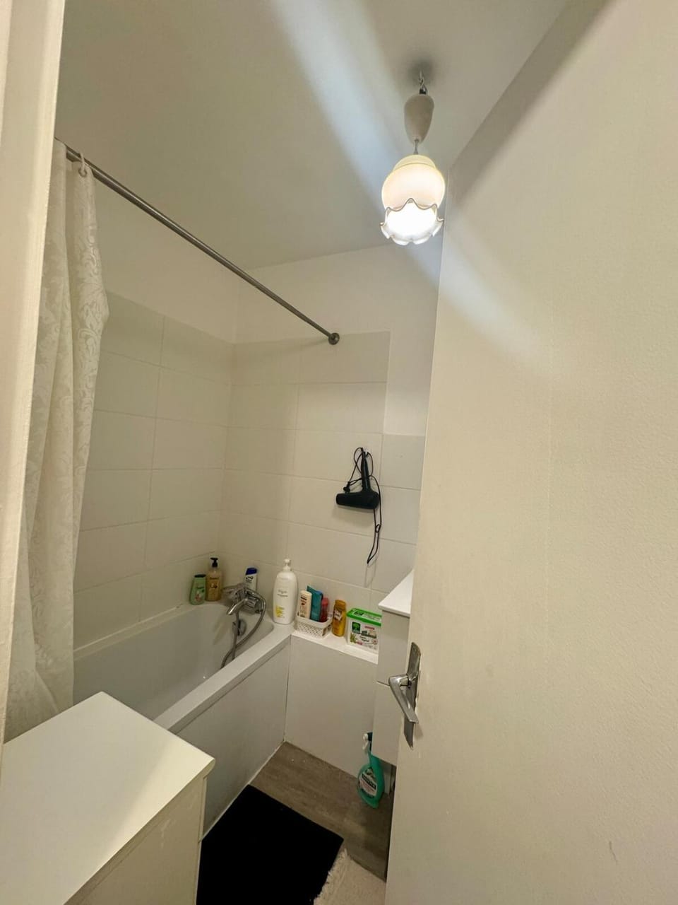 Bathroom, Bath