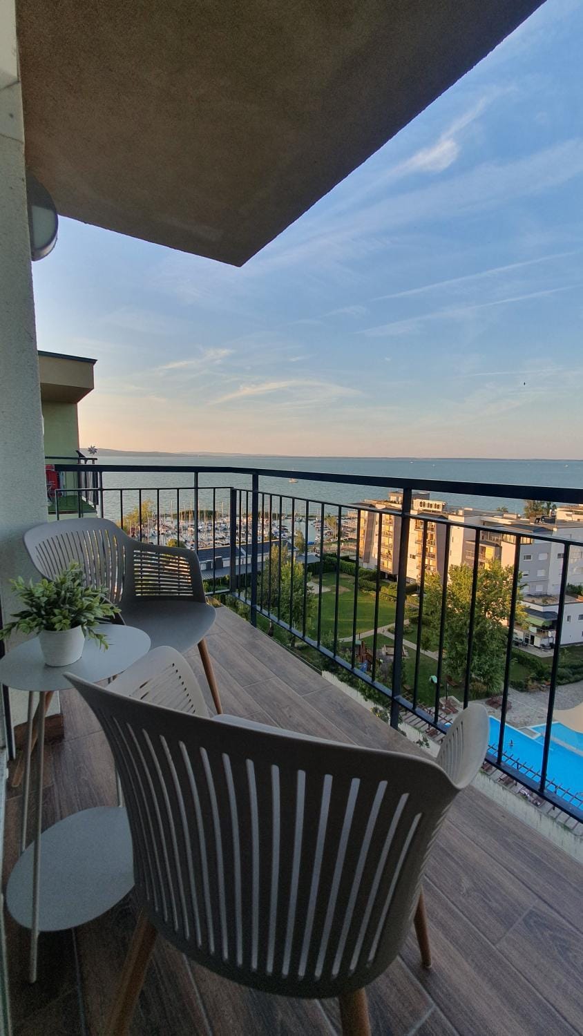 Day, Natural landscape, View (from property/room), Balcony/Terrace, Sea view