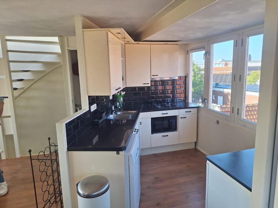 Have a nice stay! - Juul's Rooftop, free parking Apartment in Noordwijk