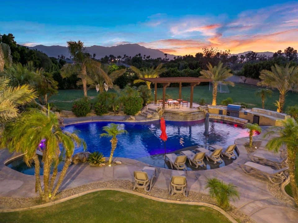 Privately Gated 2.3 Acre, Tuscan Villa Resort Property, View, pool and12' Slide!! Villa in Bermuda Dunes