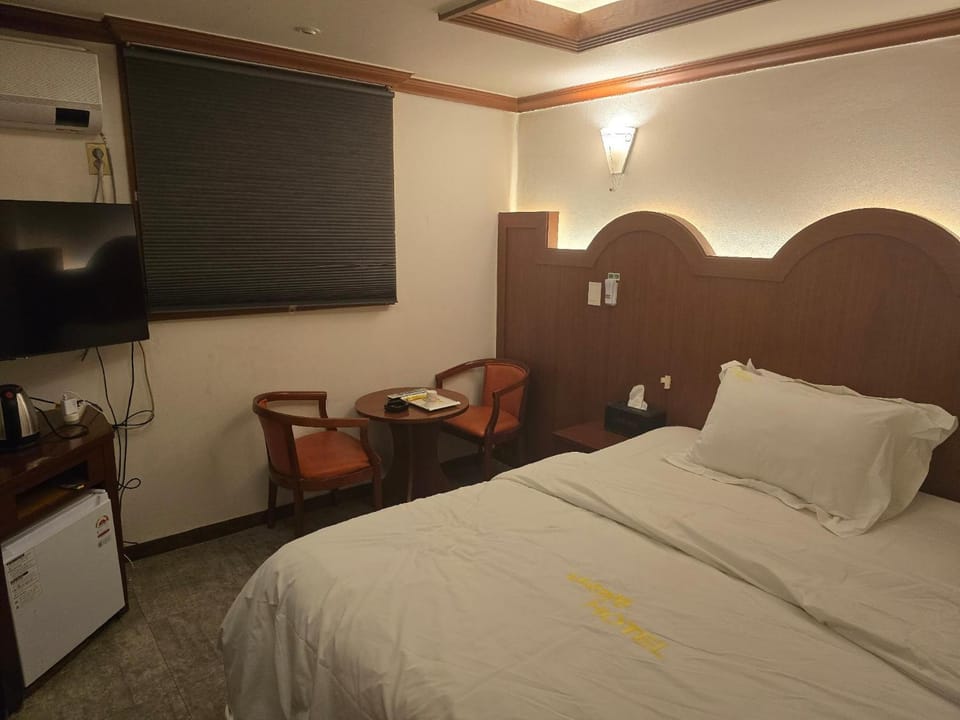 Yeoksam Molta 2 Motel in Seoul