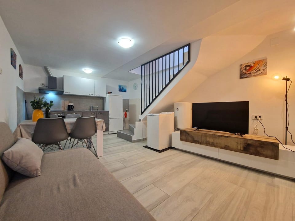 Apartment SIROVICA Apartment in Lika-Senj County